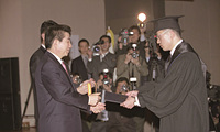 노무현 대통령,  한국과학기술원(KAIST) 학위수여식 참석 이미지