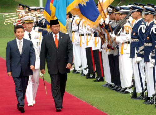 노무현 대통령 유도요노 인도네시아 대통령 공식 환영식 이미지