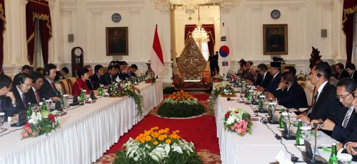 박근혜 대통령 한·인도네시아 확대 정상회담 이미지