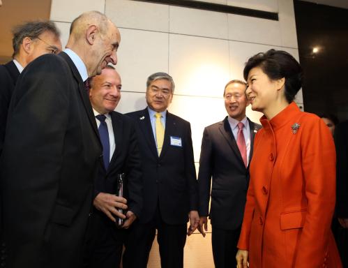 박근혜 대통령 한국·프랑스 경제인 간담회 참석 이미지