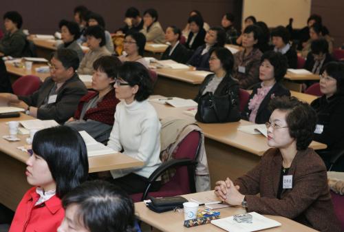 아동성폭력 근절, 피해자 보호 위한 정책토론회 이미지