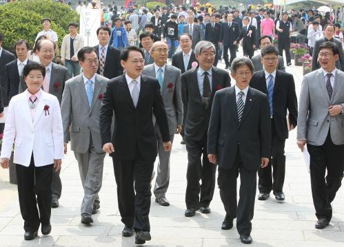 유인촌 장관 세종대왕 탄신 613돌 숭모제전 참석 이미지