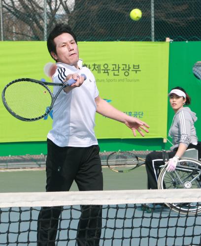 정병국 장관 2011 어울림테니스 한마당축제 참석 이미지