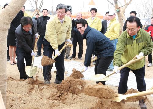 정병국 장관 낙동강 고령숲 조성행사 참석 이미지