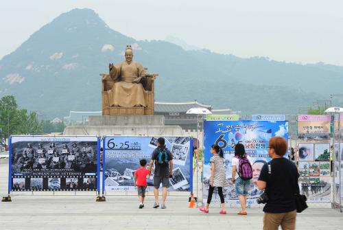 6.25 남침 전쟁 사진전 및 북한 정치범 수용소 전시전 이미지