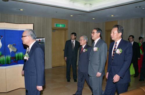 고건 국무총리 국총회 만찬 참석 이미지