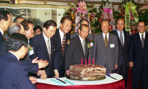 고건 국무총리 관훈클럽 창립 40주년 축하 리셉션 참석 이미지