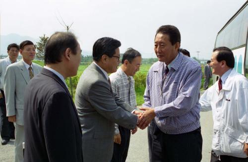 고건 국무총리 한강수질검사소 방문 이미지