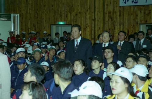 고건 국무총리 전국장애인기능경기대회 참석 이미지