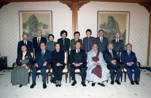 고건 국무총리 시민단체대표와 오찬, 기념촬영 이미지