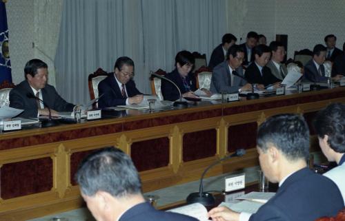 김종필 국무총리 제2차 규제개혁위원회의 주재 이미지