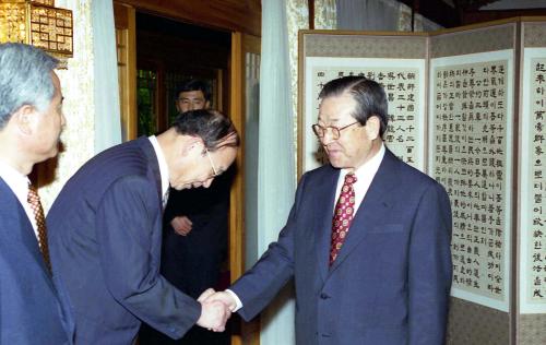 김종필 국무총리 경찰간부 접견, 오찬 이미지