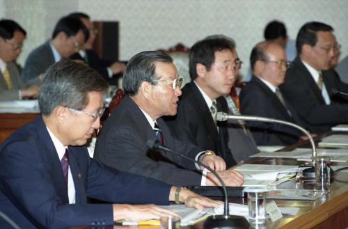 김종필 국무총리 제2차 정보화전략회의 주재 이미지