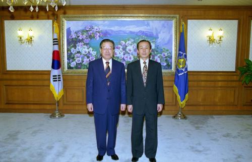 김종필 국무총리 김병일 조달청장 임명장 수여식 이미지