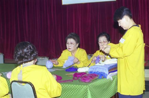 김종필 국무총리 부인 박영옥 여사 적십자 수요봉사회 오찬 이미지