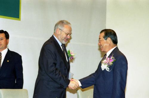 김종필 국무총리 제3차 아시아, 유럽 젊은 지도자회의 개회식 참석 이미지