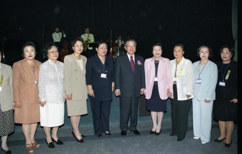 김종필 국무총리 한국여성경제인협회 창립 축하연 참석 이미지