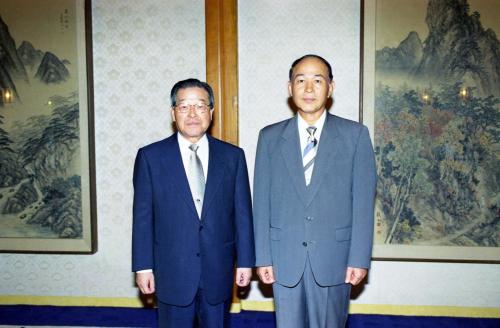 김종필 국무총리 정책자문위원회 위원 위촉장 수여 및 오찬(24명) 이미지