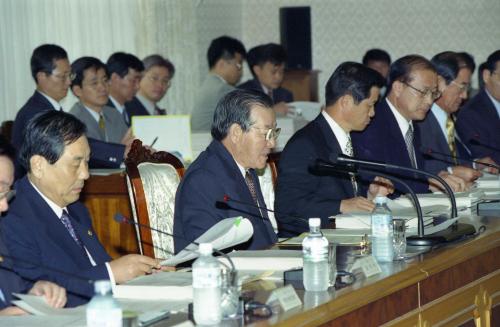 김종필 국무총리 정보화추진위원회 및 Y2K 관계장관회의 주재 이미지