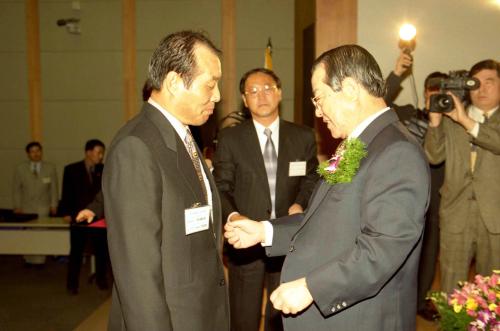 김종필 국무총리 자동차산업기술대상 시상식 참석 이미지