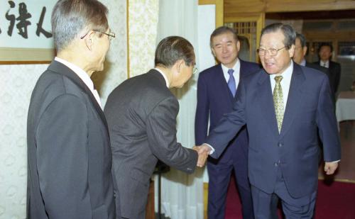 김종필 국무총리 국무총리정책자문위원 만찬 이미지