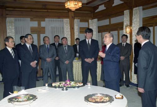 박태준 국무총리 국무총리정책자문위원 오찬, 기념촬영 이미지