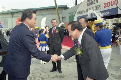 이한동 국무총리 한국반도체산업대전 개막식 참석 이미지