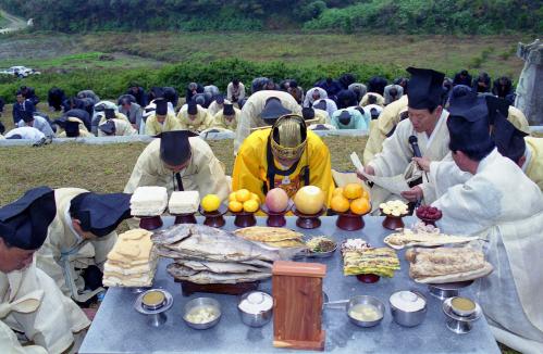 이한동 국무총리 경남 고성 방문(시제) 이미지