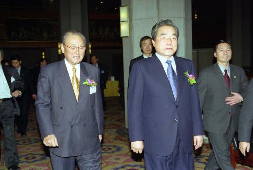 이한동 국무총리 제24회 전국최고경영자 연찬회 참석 이미지