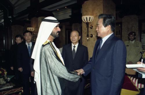 이한동 국무총리 Sheikh Mohammed 두바이 왕세자 면담 이미지