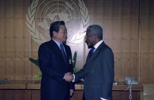 이한동 국무총리 Kofi Annan 국제연합(UN) 사무총장 예방 이미지