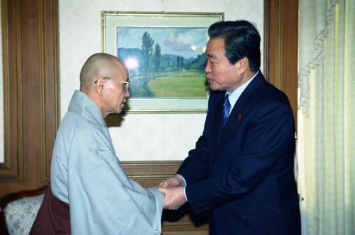 이한동 국무총리 사랑의 쌀 나누기운동대표 접견 이미지