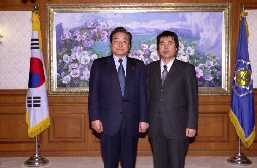 이한동 국무총리 핵심당직자 오찬 간담회 및 표창장 수여식 이미지