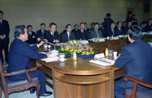 이한동 국무총리 산업기술대학교 방문 이미지