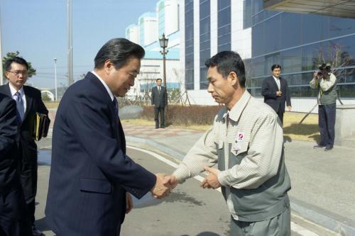 이한동 국무총리 발전비상대책 현장점검 방문 이미지