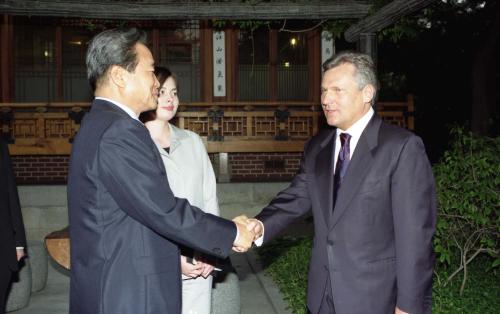 이한동 국무총리 알렉산더 크바스니예프스키 폴란드 대통령을 위한 만찬 이미지