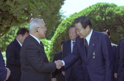 이한동 국무총리 백범 김구 선생 제53주기 추모식 참석 이미지