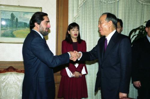 김석수 국무총리 압돌라 아프가니스탄 외교장관 접견 이미지