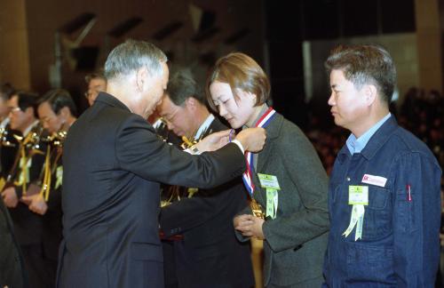 김석수 국무총리 제28회 국가품질경영대회 시상식 참석 이미지