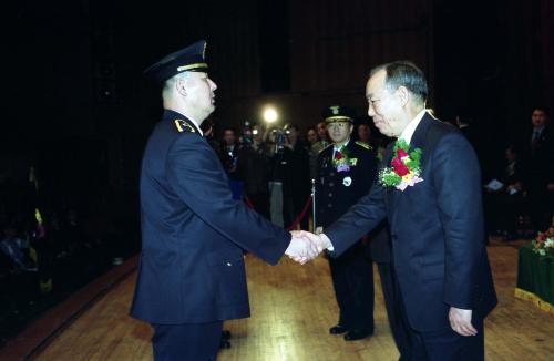 김석수 국무총리 제49주년 해양 경찰의 날 기념식 참석 이미지