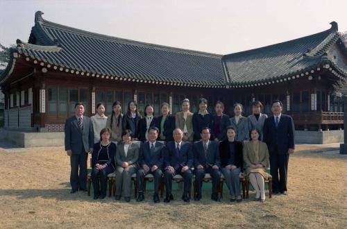 김석수 국무총리 총리실 여직원 오찬 및 기념촬영 이미지