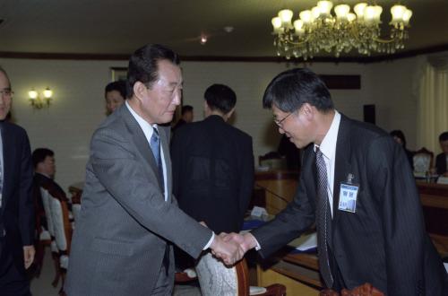 고건 국무총리 제4기 정책평가위원회 회의 주재(위촉식) 이미지