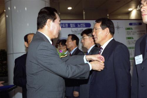 고건 국무총리 분당선(선릉~수서) 복선전철화 개통식 참석 이미지