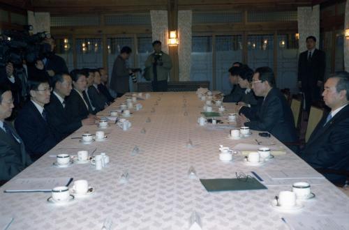 고건 국무총리 테러대책위원회 회의 주재 이미지