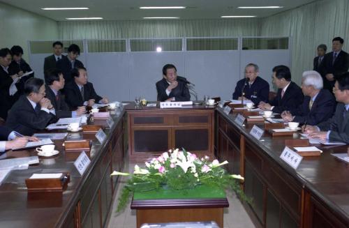 고건 국무총리 한국단자공업㈜ 방문 이미지