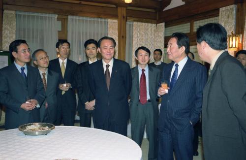 고건 국무총리 한국관광공사 해외지사 오찬 간담회 및 기념촬영 이미지