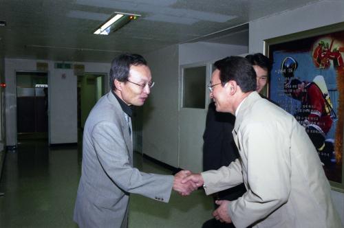 이해찬 국무총리 중앙재난안전대책본부 방문 이미지