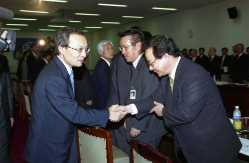 이해찬 국무총리 신행정수도건설 추진위원회 제5차 회의 주재 이미지