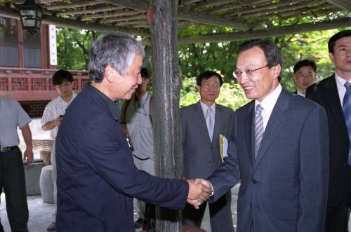 이해찬 국무총리 시민사회단체 대표 초청 오찬 간담회 및 기념촬영 이미지