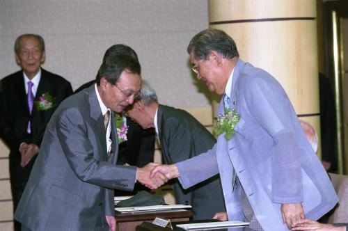 이해찬 국무총리 제49회 대한민국학술원상 시상식 참석 이미지